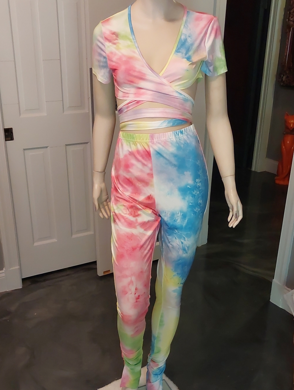 Pastel Tie-Dye Wrap Crop Top with High-Waist Leggings Set - Multicolor